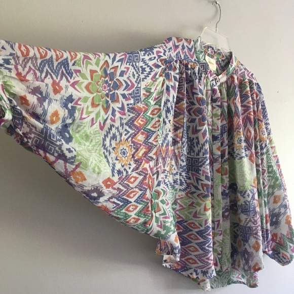 Mauve Brynna Dolman sleeve colorful light top - Picture 5 of 7